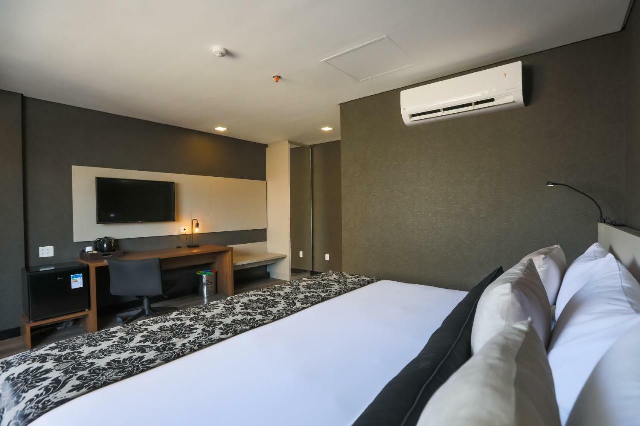 Ramada Hotel & Suites Osasco Eksteriør billede